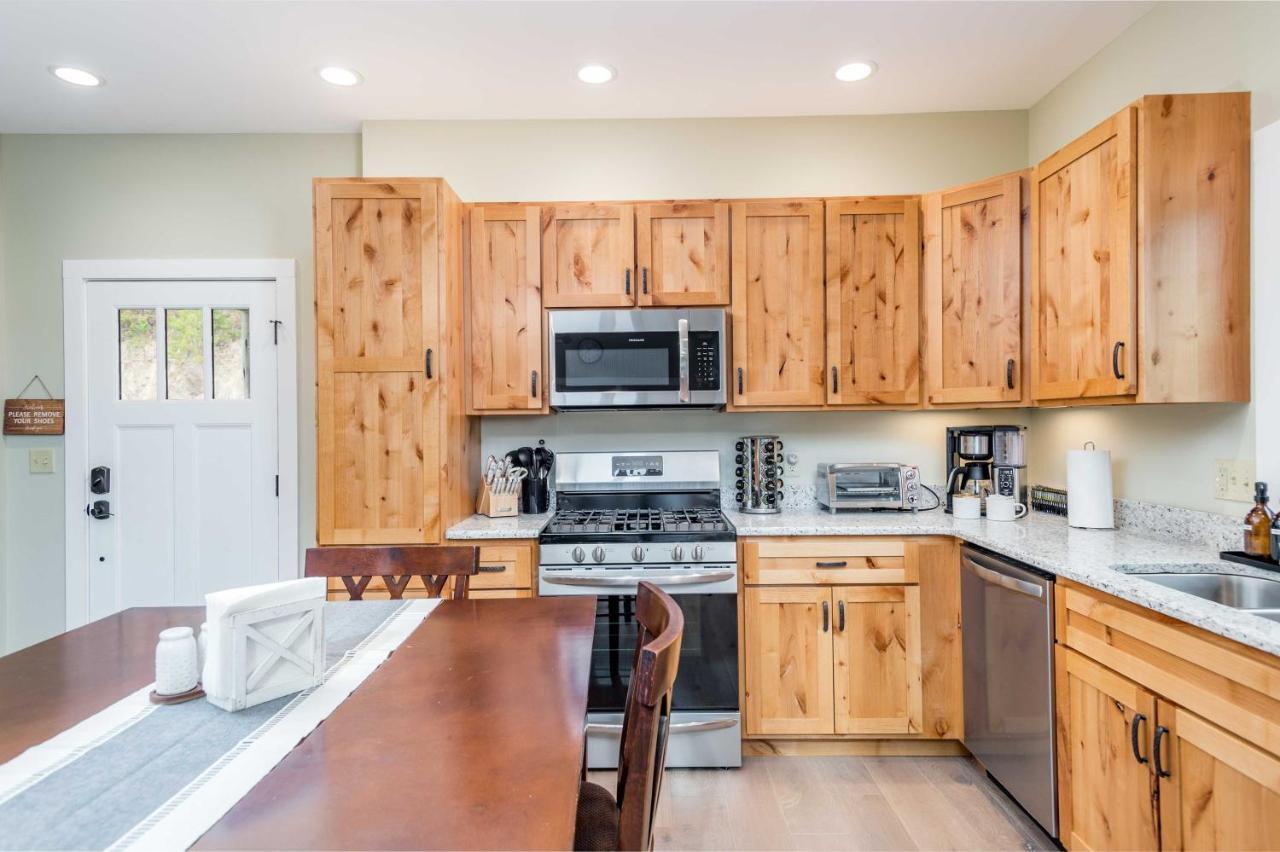 Cullowhee Home With Game Room, Wraparound Decks Exterior foto
